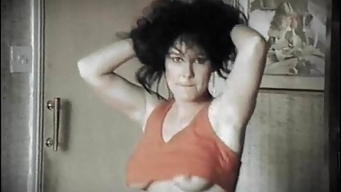POP MUSIK - vintage 80's jiggling tits dance strip