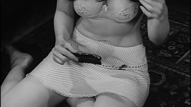 Career Bed 1969