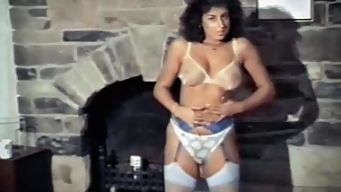BE GOOD TO ME - vintage British strip dance tease