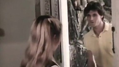 Juliet Anderson, Lisa De Leeuw, Little Oral Annie in classic porn clip