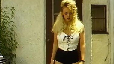 Katilyn Ashley, a Blonde Bombshell in an...